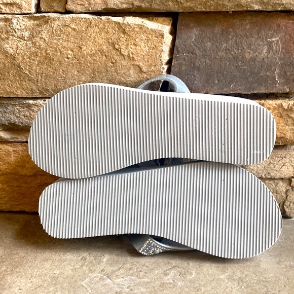 Olivia Miller Rhinestone Flip Flops - Picture 6 of 6